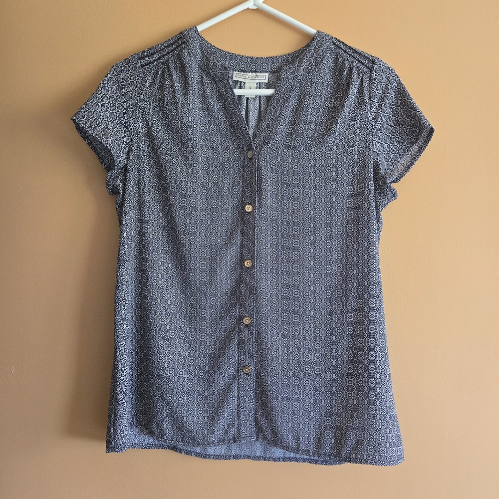 Dana Buchman Geometric Print Blouse, PTP=19"